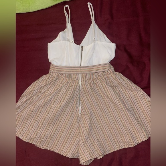 White top/Striped bottom Romper (SAGE) - Picture 2 of 3